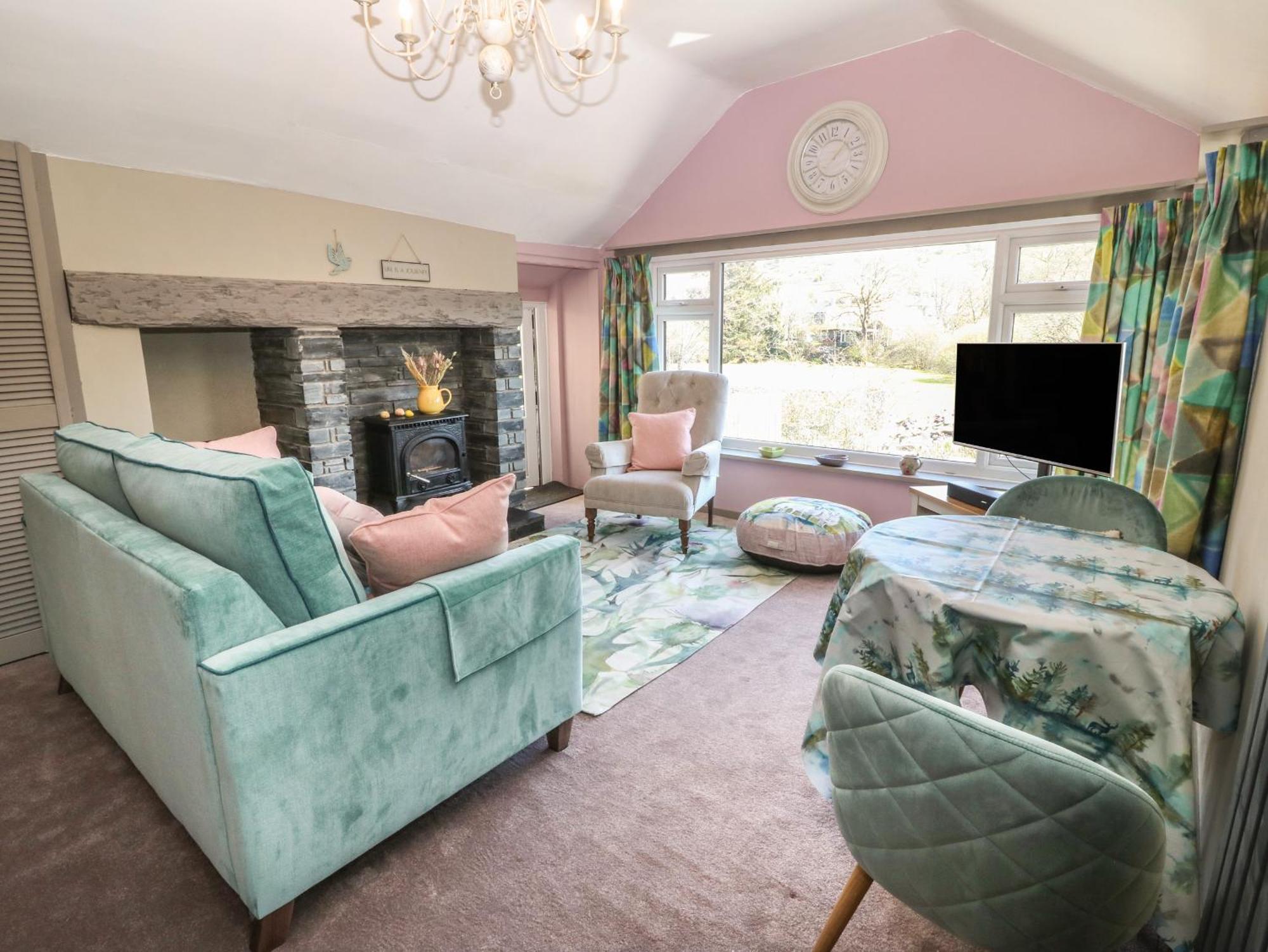 Villa White Roses Retreat à Betws-y-Coed Extérieur photo